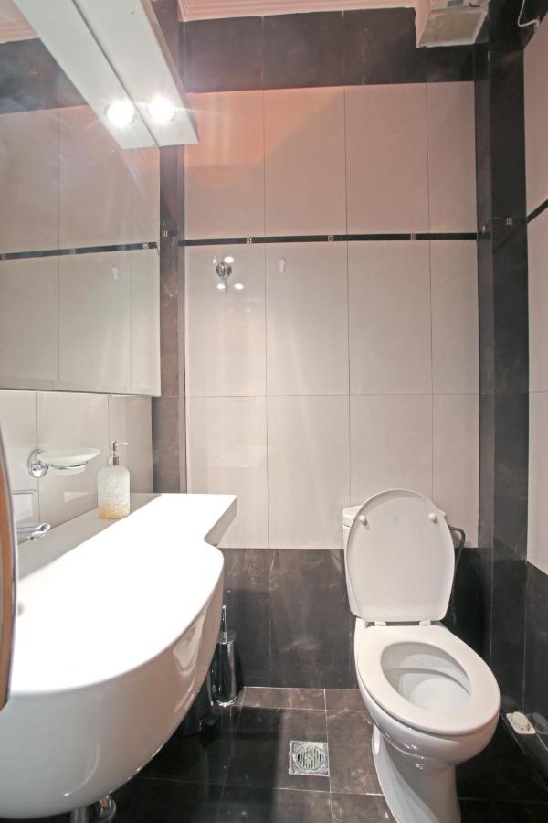 Apartment Near The Sea And The Athens Airport , Artemida Buitenkant foto
